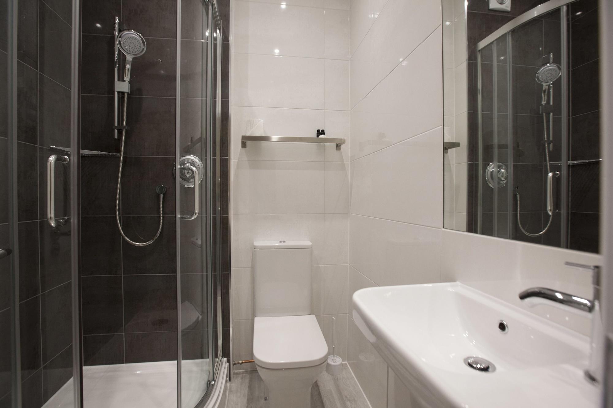 Asperion Hotel Guildford Bagian luar foto