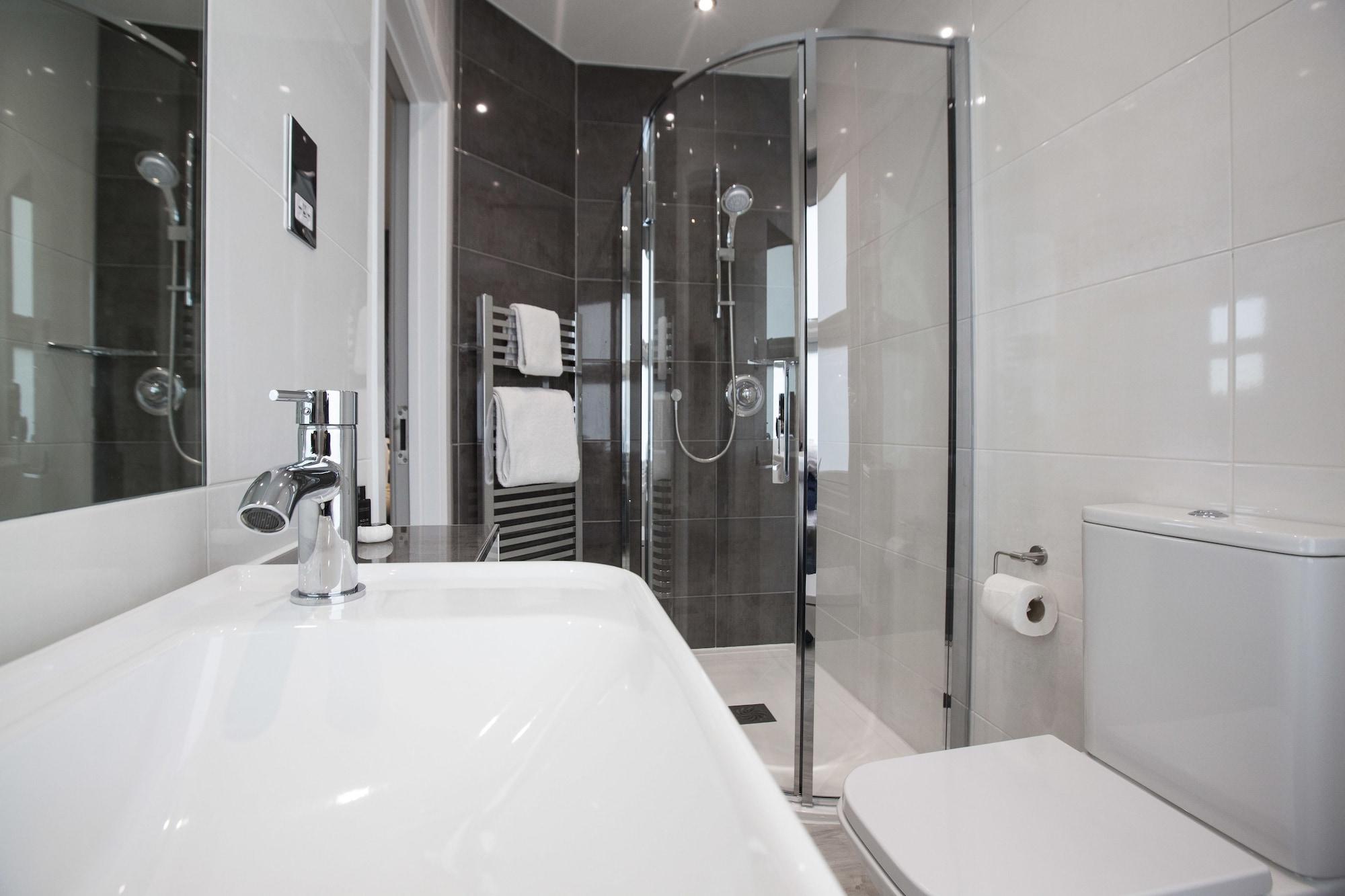 Asperion Hotel Guildford Bagian luar foto