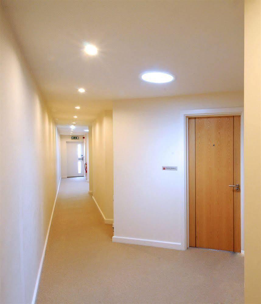 Asperion Hotel Guildford Bagian luar foto